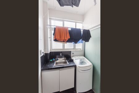 Área de Serviço de apartamento para alugar com 2 quartos, 80m² em São Pedro, Belo Horizonte
