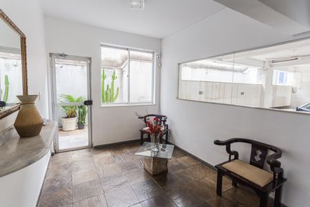 Apartamento para alugar com 80m², 2 quartos e 2 vagas Apartamento para alugar com 80m², 2 quartos e 2 vagasHall de entrada
