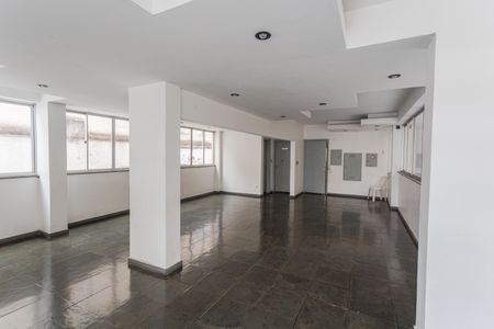 Apartamento para alugar com 80m², 2 quartos e 2 vagas Apartamento para alugar com 80m², 2 quartos e 2 vagasÁrea comum - Salão de festas