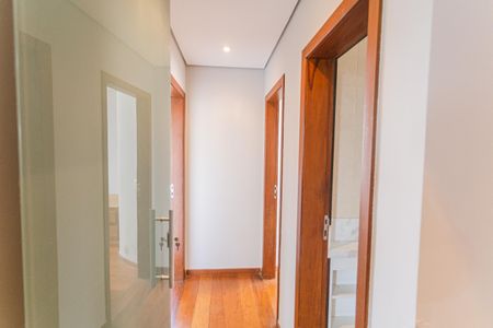 Corredor de apartamento para alugar com 2 quartos, 80m² em São Pedro, Belo Horizonte