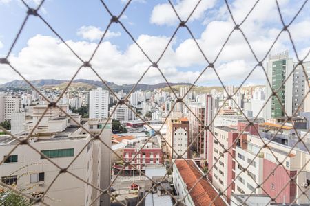 Vista da Suíte de apartamento para alugar com 2 quartos, 80m² em São Pedro, Belo Horizonte