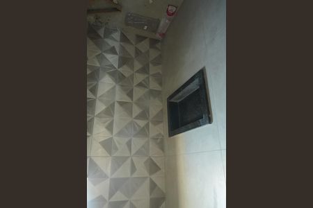 Casa de condomínio à venda com 130m², 3 quartos e 2 vagasBanheiro