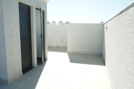 Casa de condomínio à venda com 130m², 3 quartos e 2 vagasTerraço