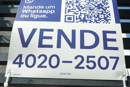 Casa de condomínio à venda com 130m², 3 quartos e 2 vagasPlaca
