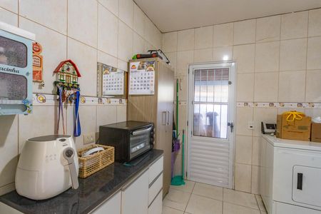 Casa à venda com 418m², 3 quartos e 2 vagas Casa à venda com 418m², 3 quartos e 2 vagasÁrea de serviço