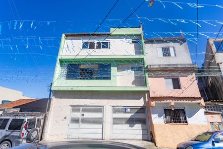 Casa à venda com 418m², 3 quartos e 2 vagas Casa à venda com 418m², 3 quartos e 2 vagasFachada + placa