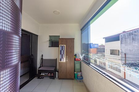 Casa à venda com 418m², 3 quartos e 2 vagas Casa à venda com 418m², 3 quartos e 2 vagasVaranda