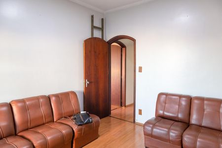 Casa para alugar com 371m², 4 quartos e 4 vagassala 2