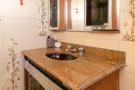 Casa para alugar com 371m², 4 quartos e 4 vagasbanheiro do Quarto 1 suíte 