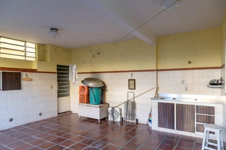Casa para alugar com 371m², 4 quartos e 4 vagasÁrea de Serviço 2