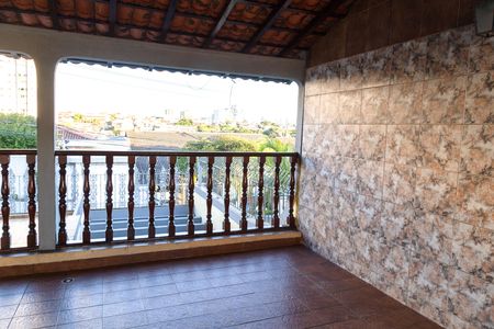 Casa para alugar com 371m², 4 quartos e 4 vagasEntrada 