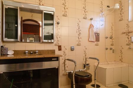 Casa para alugar com 371m², 4 quartos e 4 vagasbanheiro do Quarto 1 suíte 