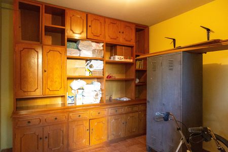 Casa para alugar com 371m², 4 quartos e 4 vagasDeposito