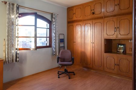 Casa para alugar com 371m², 4 quartos e 4 vagasQuarto 2