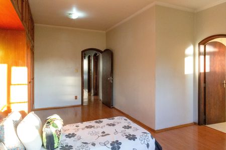 Casa para alugar com 371m², 4 quartos e 4 vagasQuarto 1 suíte 