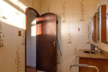 Casa para alugar com 371m², 4 quartos e 4 vagasbanheiro do Quarto 1 suíte 