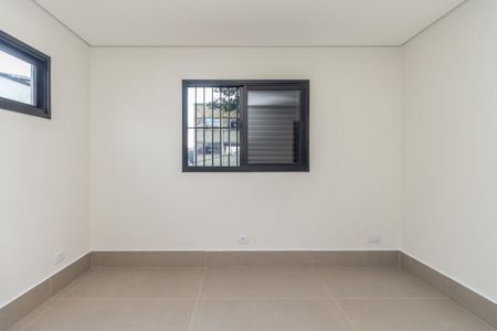 Casa à venda com 4 quartos, 184m² em Vila Clementino, São Paulo
