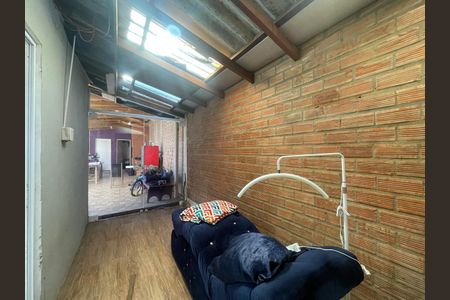 Casa à venda com 98m², 3 quartos e 2 vagas