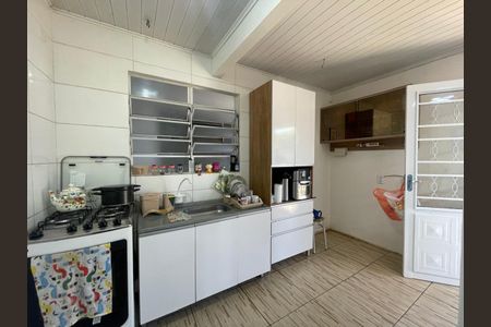 Casa à venda com 98m², 3 quartos e 2 vagas