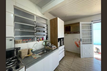 Casa à venda com 98m², 3 quartos e 2 vagas