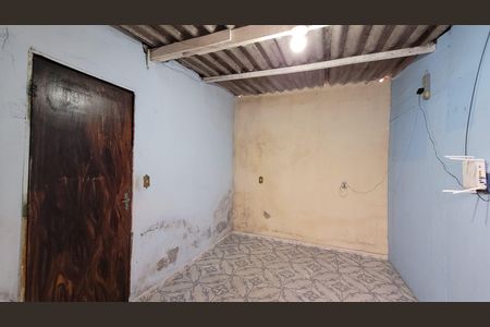 Sala de casa para alugar com 1 quarto, 50m² em Jardim Anita, Itaquaquecetuba