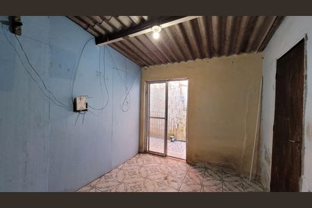 Casa para alugar com 1 quarto, 50m² em Jardim Anita, Itaquaquecetuba