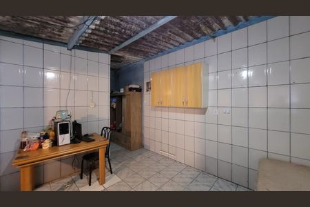 Cozinha de casa para alugar com 1 quarto, 50m² em Jardim Anita, Itaquaquecetuba