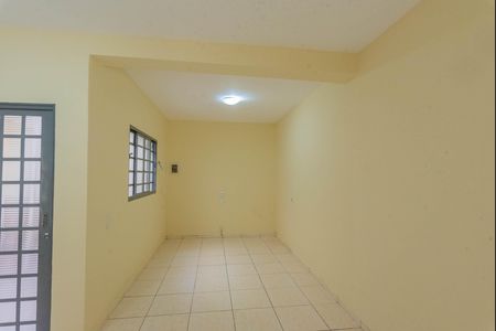 Sala de casa para alugar com 2 quartos, 160m² em Jardim Pacaembu, Campinas