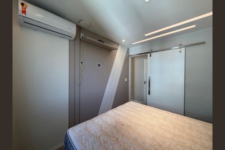 Quarto de apartamento para alugar com 1 quarto, 65m² em Recreio dos Bandeirantes, Rio de Janeiro