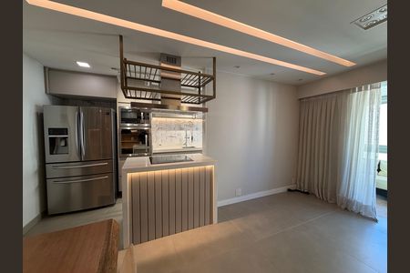 Sala de apartamento para alugar com 1 quarto, 65m² em Recreio dos Bandeirantes, Rio de Janeiro