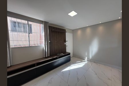 Apartamento para alugar com 45m², 2 quartos e 1 vaga Apartamento para alugar com 45m², 2 quartos e 1 vagaSala
