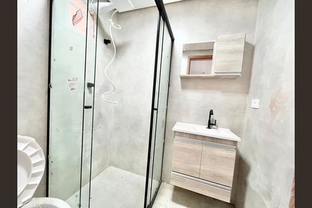 Banheiro de apartamento para alugar com 1 quarto, 32m² em Vila Nova Cachoeirinha, São Paulo