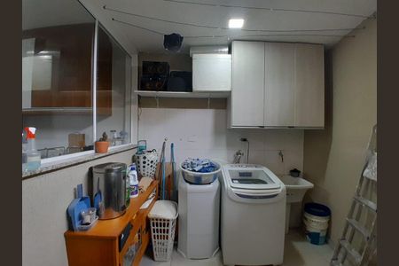 Casa à venda com 3 quartos, 122m² em Bosque da Saúde, São Paulo