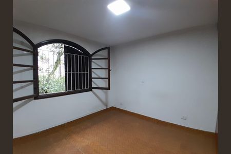 Casa à venda com 3 quartos, 143m² em Chácara Inglesa, São Paulo