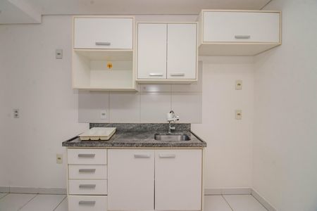 Apartamento para alugar com 57m², 2 quartos e 1 vaga Apartamento para alugar com 57m², 2 quartos e 1 vagaCozinha e Área de Serviço