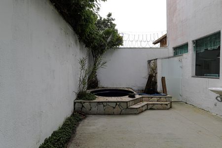 Casa para alugar com 140m², 3 quartos e 2 vagasQuintal