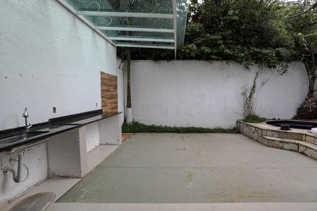 Casa para alugar com 140m², 3 quartos e 2 vagasQuintal