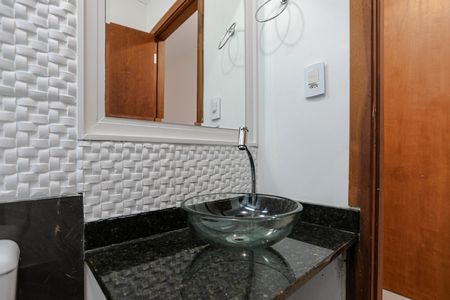 Banheiro de casa para alugar com 3 quartos, 140m² em Vila Rei, Mogi das Cruzes