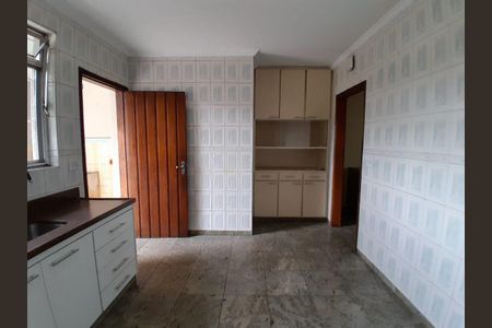 Casa à venda com 3 quartos, 370m² em Vila Mariana, São Paulo