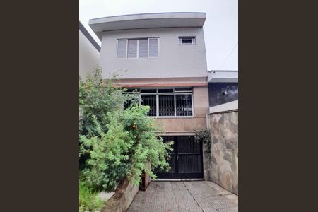 Casa à venda com 370m², 3 quartos e 6 vagas