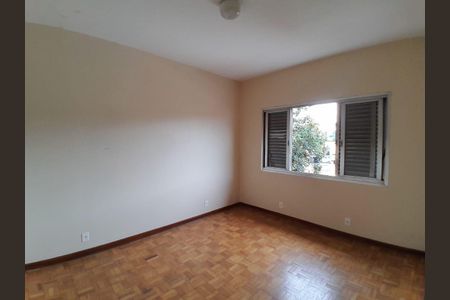 Casa à venda com 370m², 3 quartos e 6 vagas