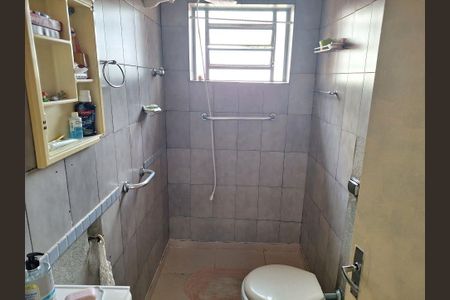 Casa à venda com 3 quartos, 330m² em Vila Gumercindo, São Paulo