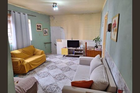 Casa à venda com 3 quartos, 330m² em Vila Gumercindo, São Paulo