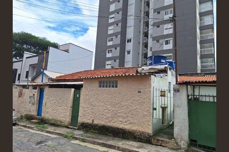 Casa à venda com 3 quartos, 330m² em Vila Gumercindo, São Paulo