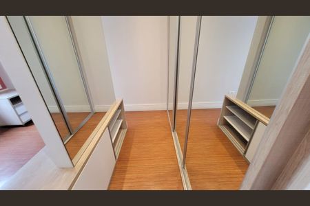 Apartamento à venda com 2 quartos, 75m² em Vila Gumercindo, São Paulo