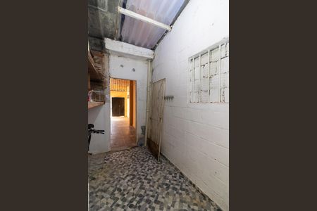 Casa para alugar com 80m², 2 quartos e 1 vagaÁrea de Serviço
