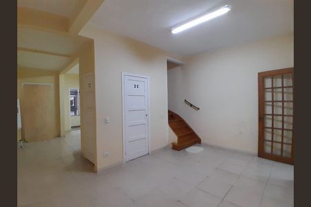 Casa à venda com 3 quartos, 270m² em Vila Clementino, São Paulo