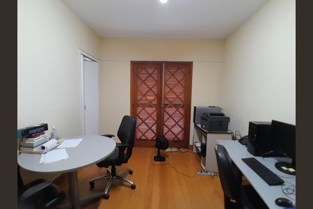 Casa à venda com 3 quartos, 270m² em Vila Clementino, São Paulo