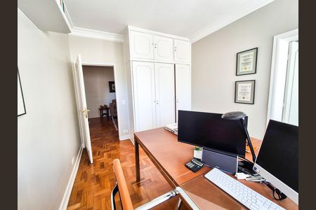 Apartamento à venda com 257m², 3 quartos e 2 vagas