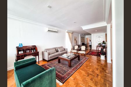 Apartamento à venda com 257m², 3 quartos e 2 vagas Apartamento à venda com 257m², 3 quartos e 2 vagasSala
